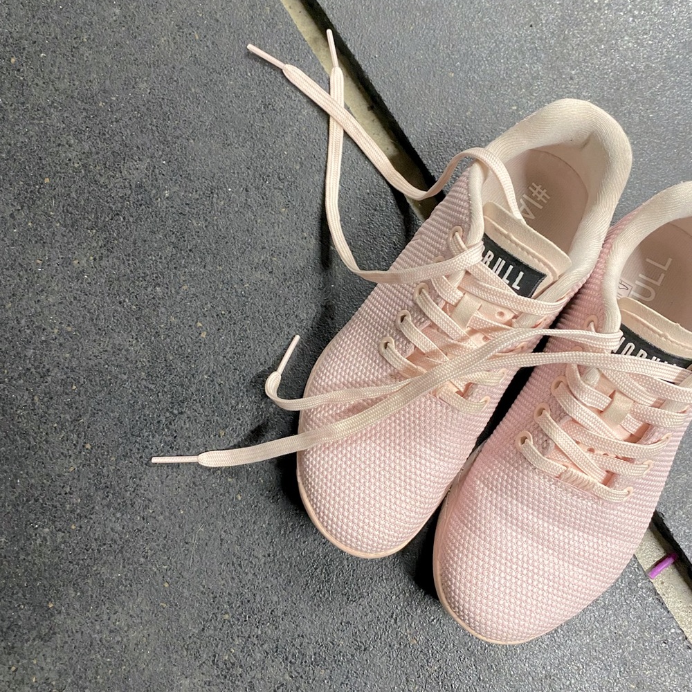 NoBull trainers 5.5 used inside only a few times. Excellent condition